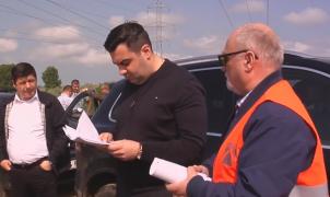 Ministrul Transporturilor a rupt din nou, în fața presei, contractul cu un constructor de drumuri