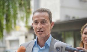 Radu Mazăre va fi adus luni seara în România, sub escortă