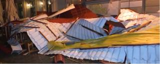 Furtunile au făcut prăpăd în vest şi se extind spre restul ţării