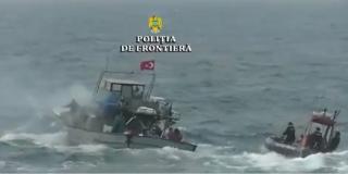 Trei braconieri răniţi, după ce Garda de Coastă i-a oprit cu focuri de armă