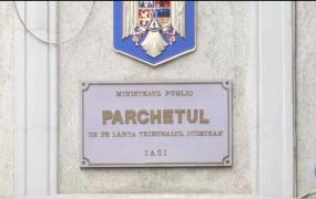 Gest extrem la Parchetul Tribunalului Iaşi. O grefieră a căzut în gol de la etajul trei al clădirii