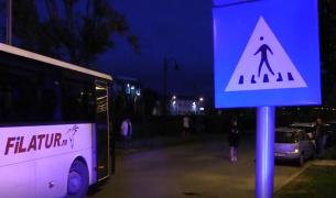 Accident grav pe un bulevard din Iaşi. O tânără a fost spulberată pe trecerea de pietoni de un autobuz (Video)