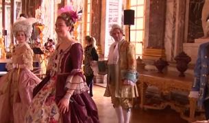 Bal ca pe vremea Mariei Antoaneta, la Palatul Versailles