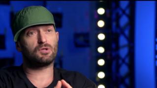 Cheloo, mesaje transmise prin versuri. Juratul de care toţi concurenţii se tem (Video)