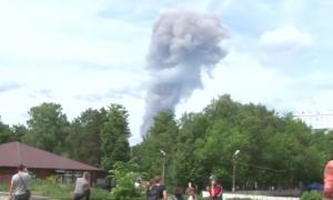 Explozii în serie la o fabrică de muniție din Rusia. Zeci de oameni au fost răniți