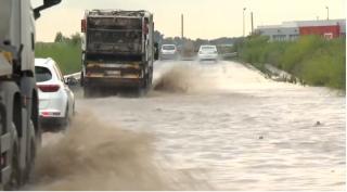 Fenomenele meteo neobişnuite i-au bulversat şi pe specialişti