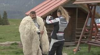 Stână de pe Transalpina, locul de popas preferat al turiștilor