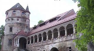 Reşedinţa familiei Bethlen, un castel cu istorie zbuciumată (Video)