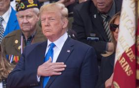 Stejarul pe care Emmanuel Macron i l-a dăruit lui Donald Trump s-a ofilit (Video)