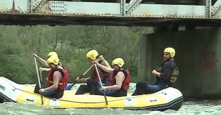 Raftingul câştigă tot mai mult teren printre tineri, în România