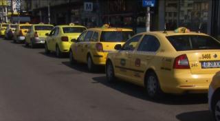 Care sunt soluţiile pentru eliminarea haosului din taximetrie (Video)