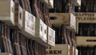 Călugării din Belgia vând bere pe internet, deranjați de speculă