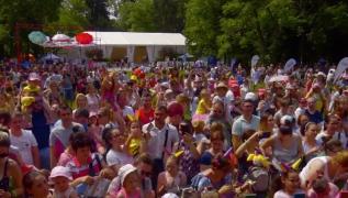 Ateliere, piese de teatru și multă distracție, la Zurlandia 2019