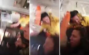 Stewardesă aruncată în plafomul avionului cu căruciorul cu băuturi, din cauza turbulențelor (Video)