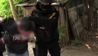 Un bărbat din Iaşi a fost împuşcat de trei ori de iubitul fiicei sale (Video)