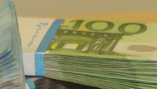 ANAF nu va mai bloca toate conturile, ci va pune poprire doar pe sumele datorate