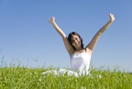 Femeile se simt cel mai bine la 45 de ani, spun cercetătorii britanici (Video)