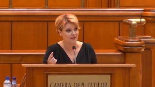 Pensiile aproape se dublează cu noua lege. Opoziția spune însă că nu sunt bani