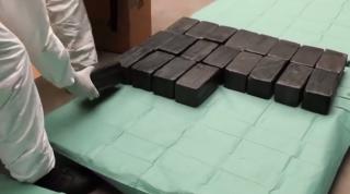 2.5 tone de metamfetamină, descoperite într-o clădire din Utrecht, Olanda