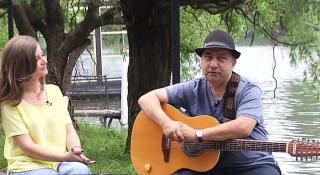 De vorbă cu Emeric Imre, pe marginea lacului. Povestea secretă de iubire