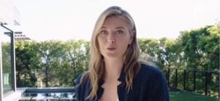 Maria Şarapova îşi prezintă casa deosebită pe care o deţine în California (Video)
