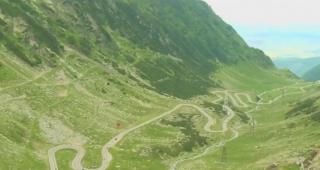 Transfăgărășanul s-a deschis pentru turiști, cu două zile mai devreme