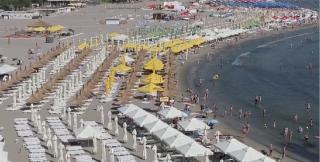 Temperaturile ridicate cresc preţurile pe litoral