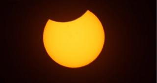 Cum ne afectează eclipsa totală