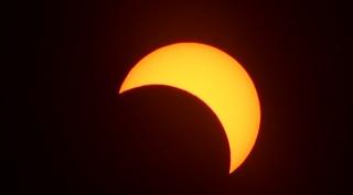Eclipsa totală de soare 2019. Turişti din întreaga lume au fost martori la fenomen