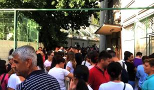 Admitere liceu 2019. Aglomeraţie la înscrierea la liceele din Bucureşti a elevilor din toată ţara