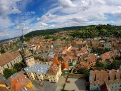 Sighişoara, singura cetate medievală încă locuită din Europa, se pregăteşte de sărbătoare