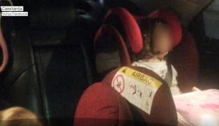 Zeci de familii din Constanţa îşi culcă copiii noaptea în parcările subterane ale supermarketurilor