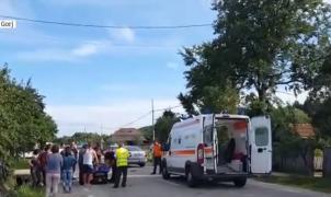 Neatenţia la volan a făcut trei victime. Un băiat de 12 ani şi un bătrân au murit, iar o fată în satre gravă la spital