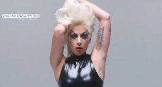 Lady Gaga a postat un clip care promovează viitorul său brand de produse cosmetice