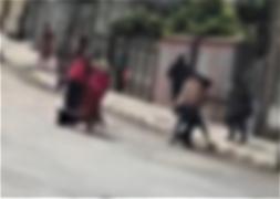 Bătaie generală pe o stradă din cartierul Cuza Vodă, în Tecuci (Video)