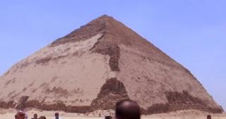 Piramidă "turtită" din Egipt, deschisă pentru prima oară turiștilor