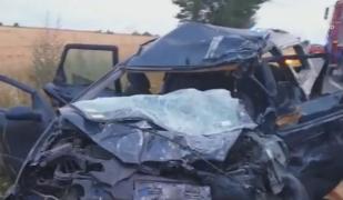Tragedia cu 3 morți din Constanța, provocată de un impact frontal. Un șofer de 33 de ani a ajuns pe contrasens