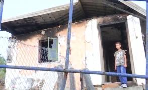 Un copil de 11 ani din Gorj, părăsit de mamă şi orfan de tată, a rămas fără casă