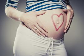 6 din 10 gravide minore nu îşi fac analizele recomandate în sarcină