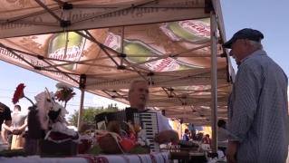 Bucătarii s-a duelat în reţete pe un teren de fotbal din Harghita