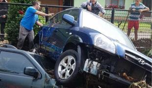 Furtunile şi inundaţiile s-au abătut din nou asupra României (Video)