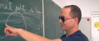 Un profesor nevăzător a luat 10 la examenul de titularizare