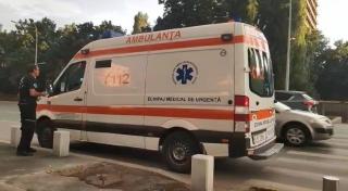 O tânără a încercat să se arunce în faţa metroului, la staţia Dimitrie Leonida, din Bucureşti (Video)