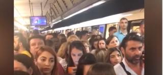 Metrorex are nevoie de 160 de milioane de euro pentru a monta panouri de protecţie în staţii