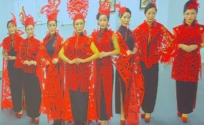 Rochii spectaculoase din hărtie decupată, în China