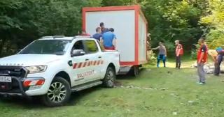Salvamont, misiune inedită de instalare în Masivul Şureanu (Video)