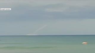 Trombă marină filmată în larg, la Eforie Nord: ”Uite, pe mare, e tornadă”