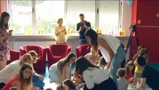 Alexandra Nechita, Micuţa Picasso, a cucerit lumea cu picturile ei