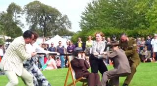 Hohote de râs la Olimpiada Britanicilor Excentrici