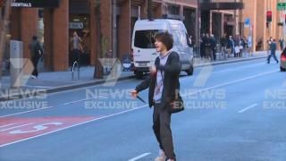 Atac în stradă, la Sydney. Un bărbat înarmat cu un cuțit a înjunghiat o femeie